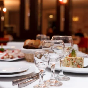 Traiteur italien à Laval Plateau traiteur italien avec antipasti et plats raffinés pour événement à Laval